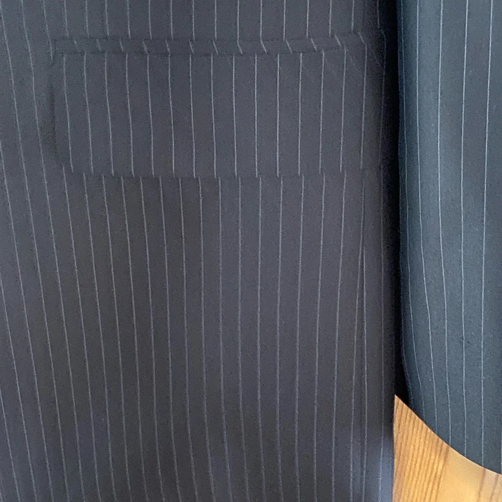 Giorgio Armani Main line Vintage C.2000 Navy Blue 3 Btn Wool Blazer Jacket 46R